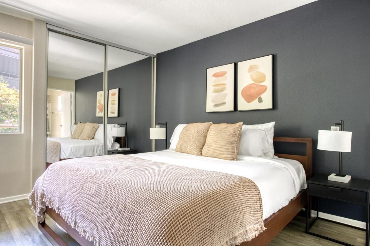 Ample Westwood 2br Nr Uclamedical Center Lax-137 Los Angeles