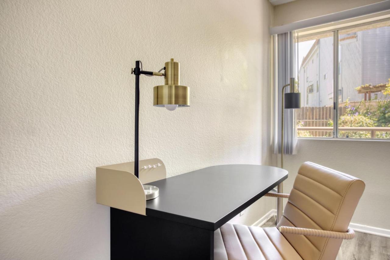 Ample Westwood 2br Nr Uclamedical Center Lax-137 * Los Angeles