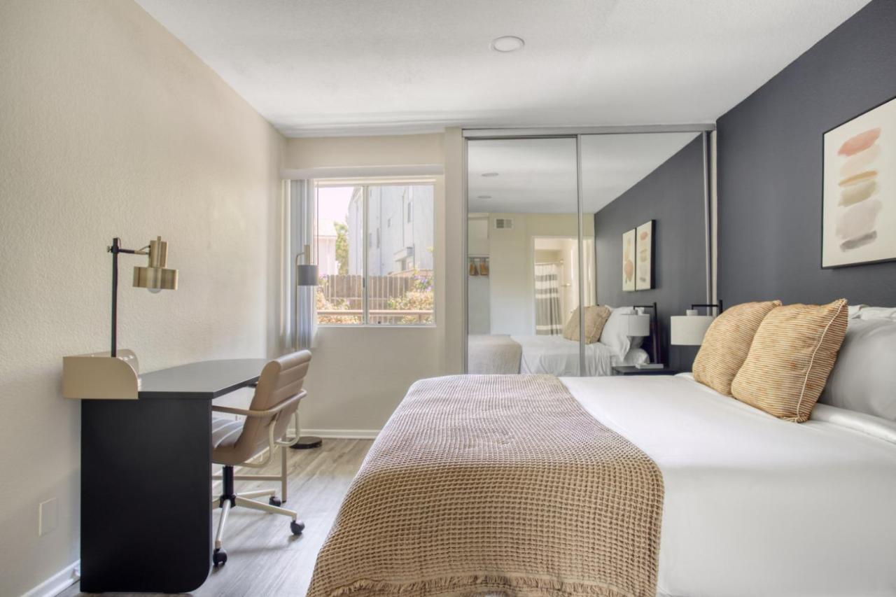 Ample Westwood 2br Nr Uclamedical Center Lax-137 Apartment Los Angeles